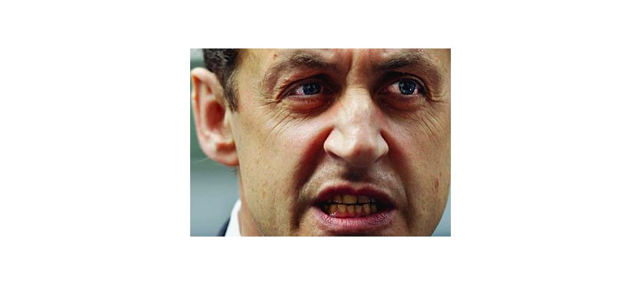 Image:Sarkozy à Mayotte : Du développement des colonisés...