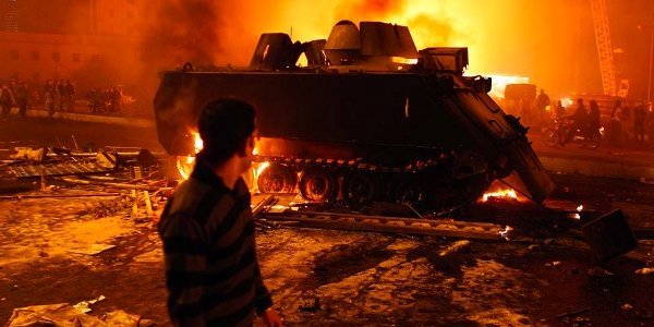 Image:Le mouvement tunisien est politique et social