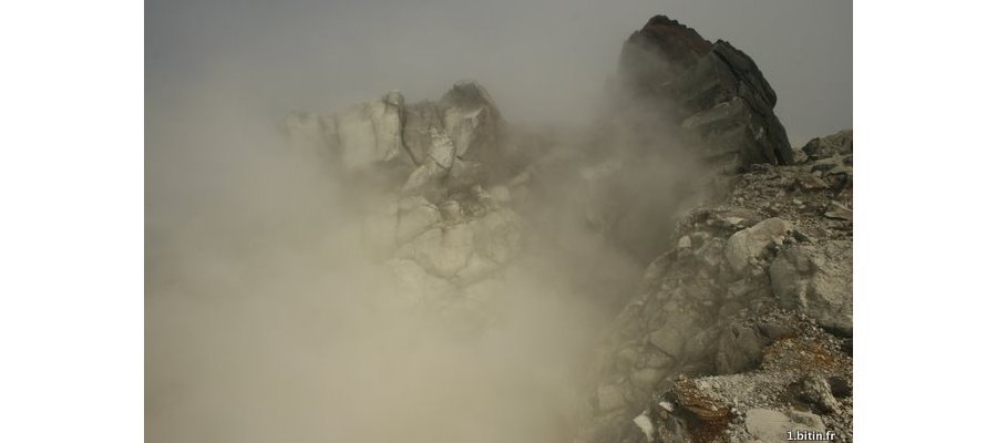 Image:La Soufrière (le sommet)